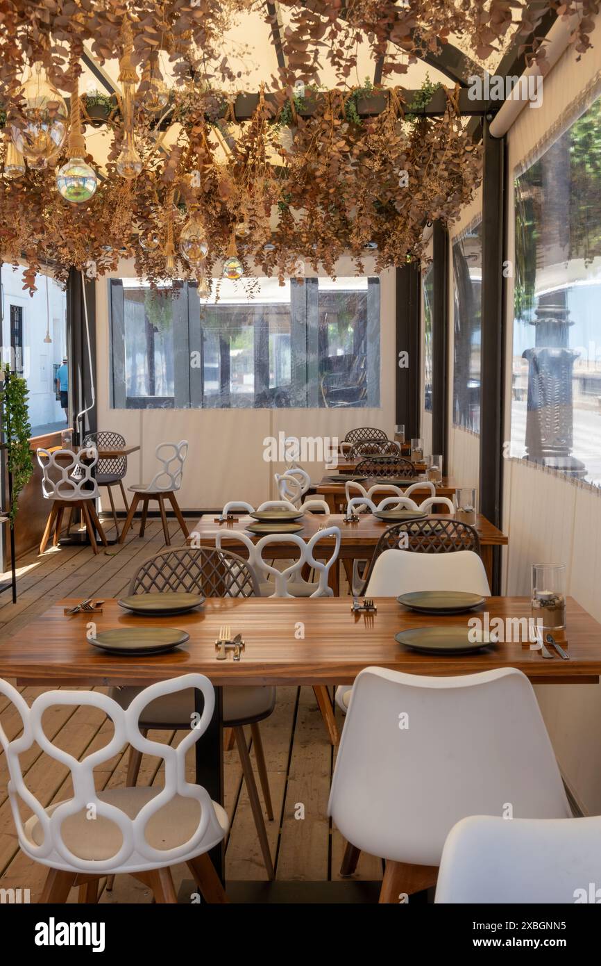 Restaurant tables ready to eat stock photo alamy