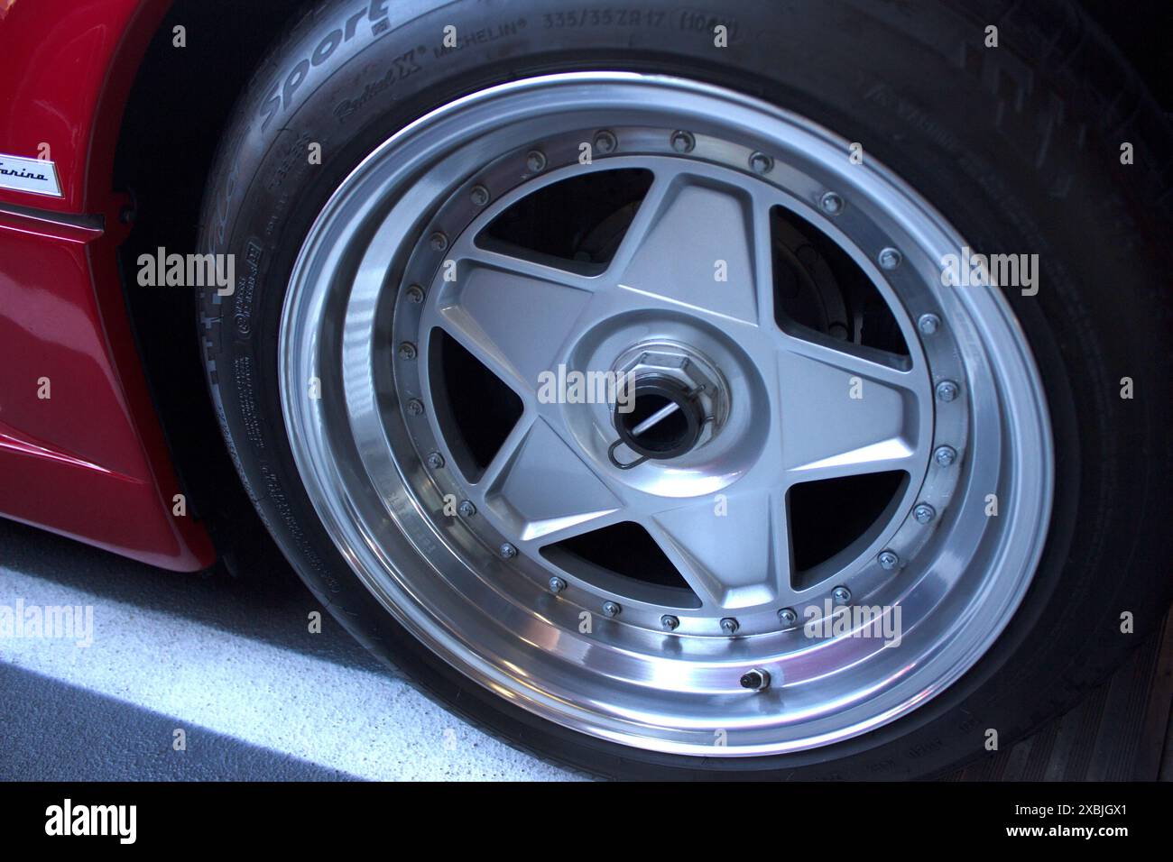 A close-up photo of the rear wheel of a Ferrari F40 wheel Stock Photo ...