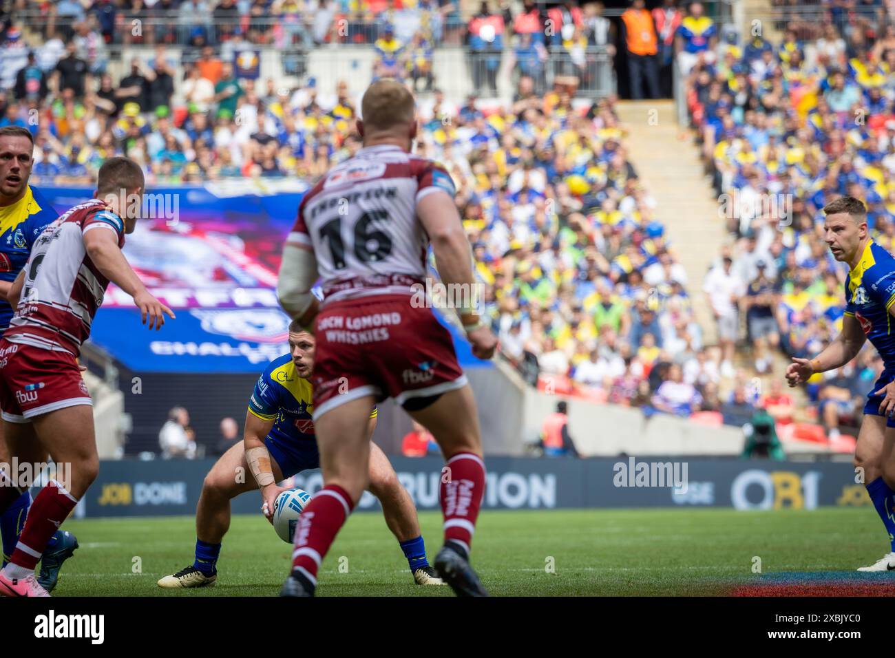 The 2025 Betfred Challenge Cup Final. Danny Walker prepares to pass the