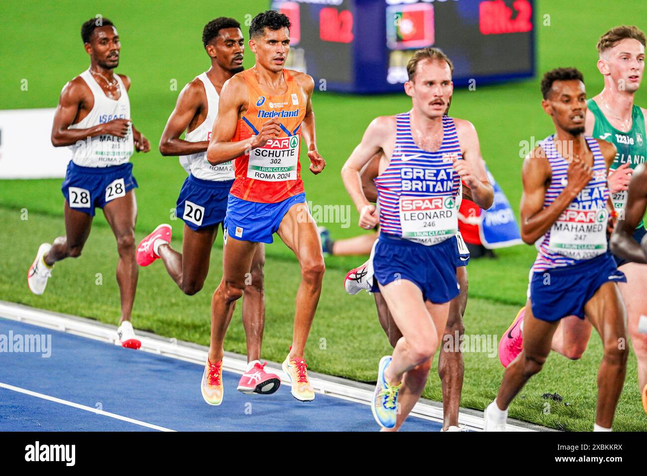 10000m men a race hi-res stock photography and images - Alamy