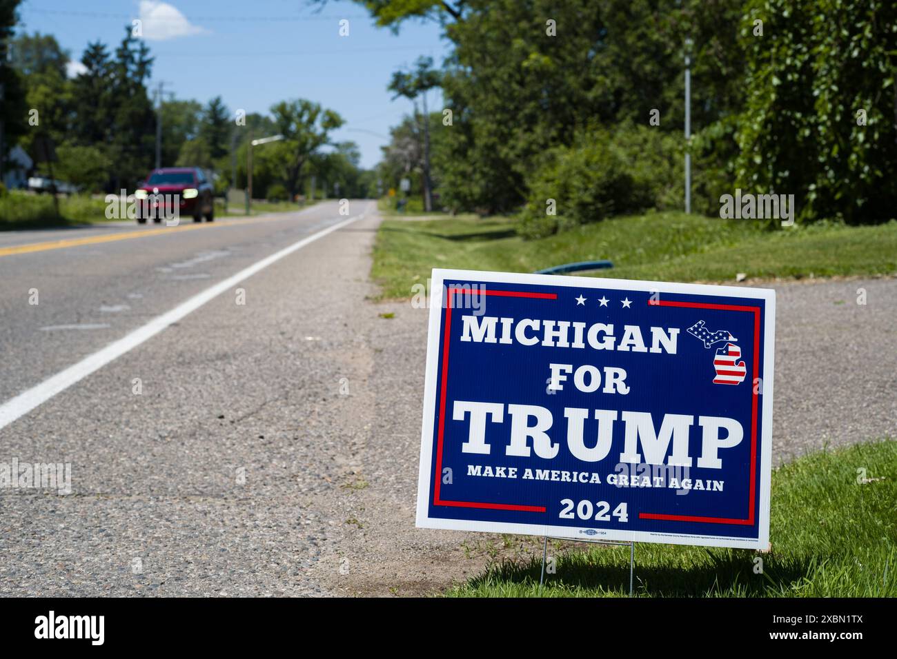 Roadside Michigan For Trump, Make American Great Again 2024 presidential campaign sign in Flushing Michigan USA Stock Photo