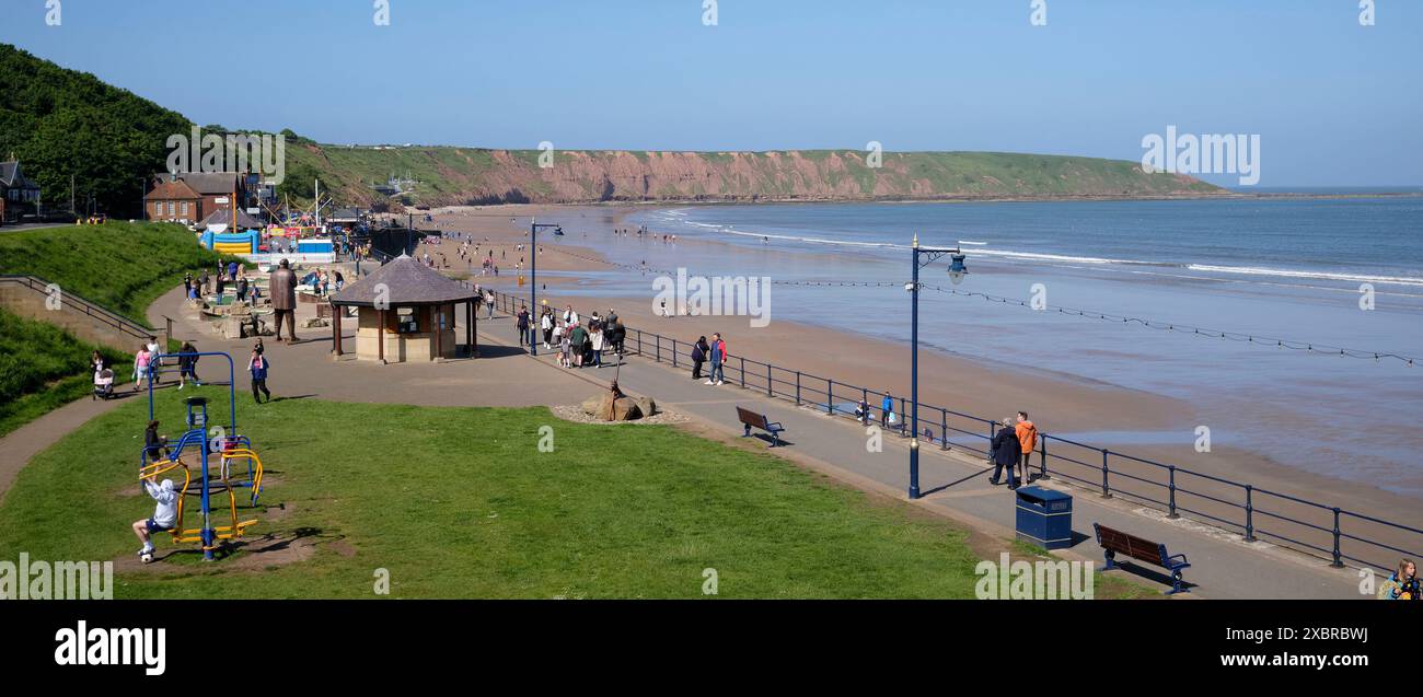 Insegna In Metallo Original Filey - Scena Spiaggia E Ferrovia Yorkshire - 200x150 Mm, Fatto In Fabbrica