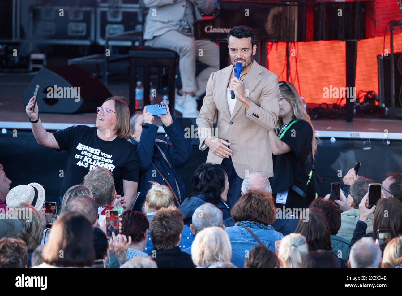 Entertainer und Sänger Giovanni Zarrella tritt mit seiner Show Eine