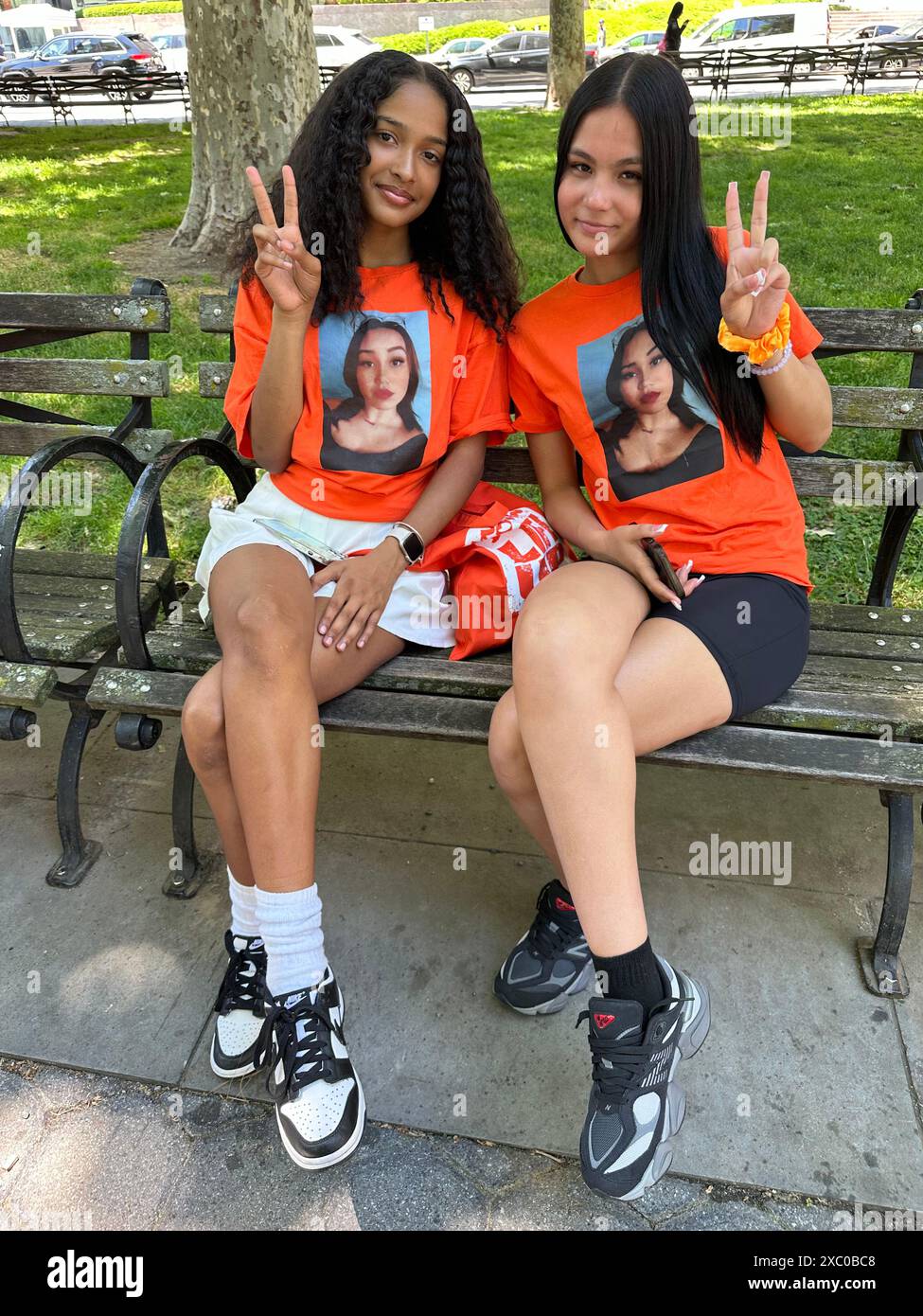 New York, N.Y. - June 1, 2024: Moms Demand Action and allied groups hold ' End Gun Violence' rally  and march at Foley Square. Teenage relatives of  Angellyh Yambo, a 16 year old,  A-student who was struck and killed by stray bullets fired from half a block away as she walked home from her  South Bronx high school, march in her name. Stock Photo