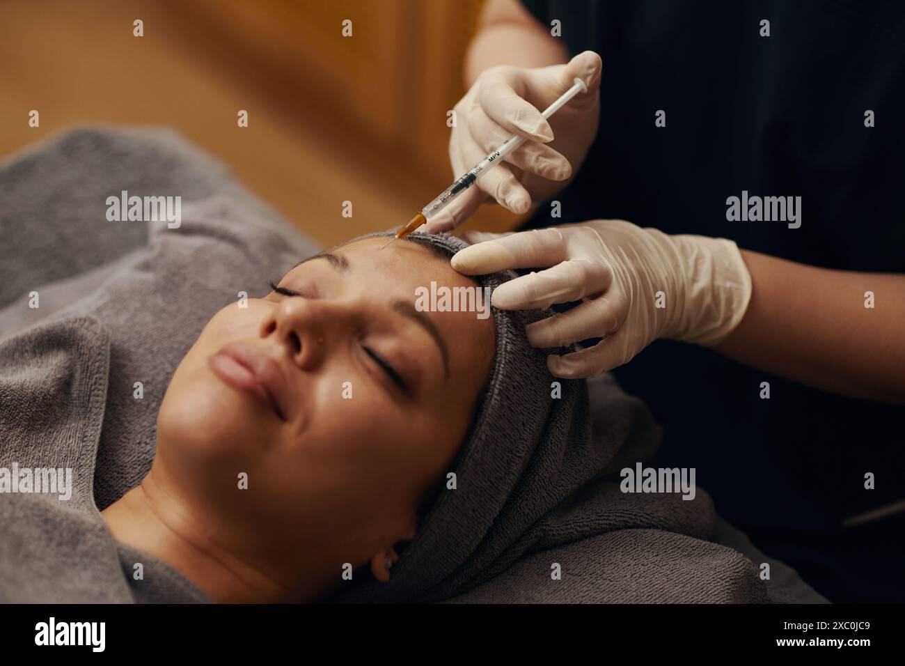 Syringe rejuvenating injection woman hi-res stock photography and ...