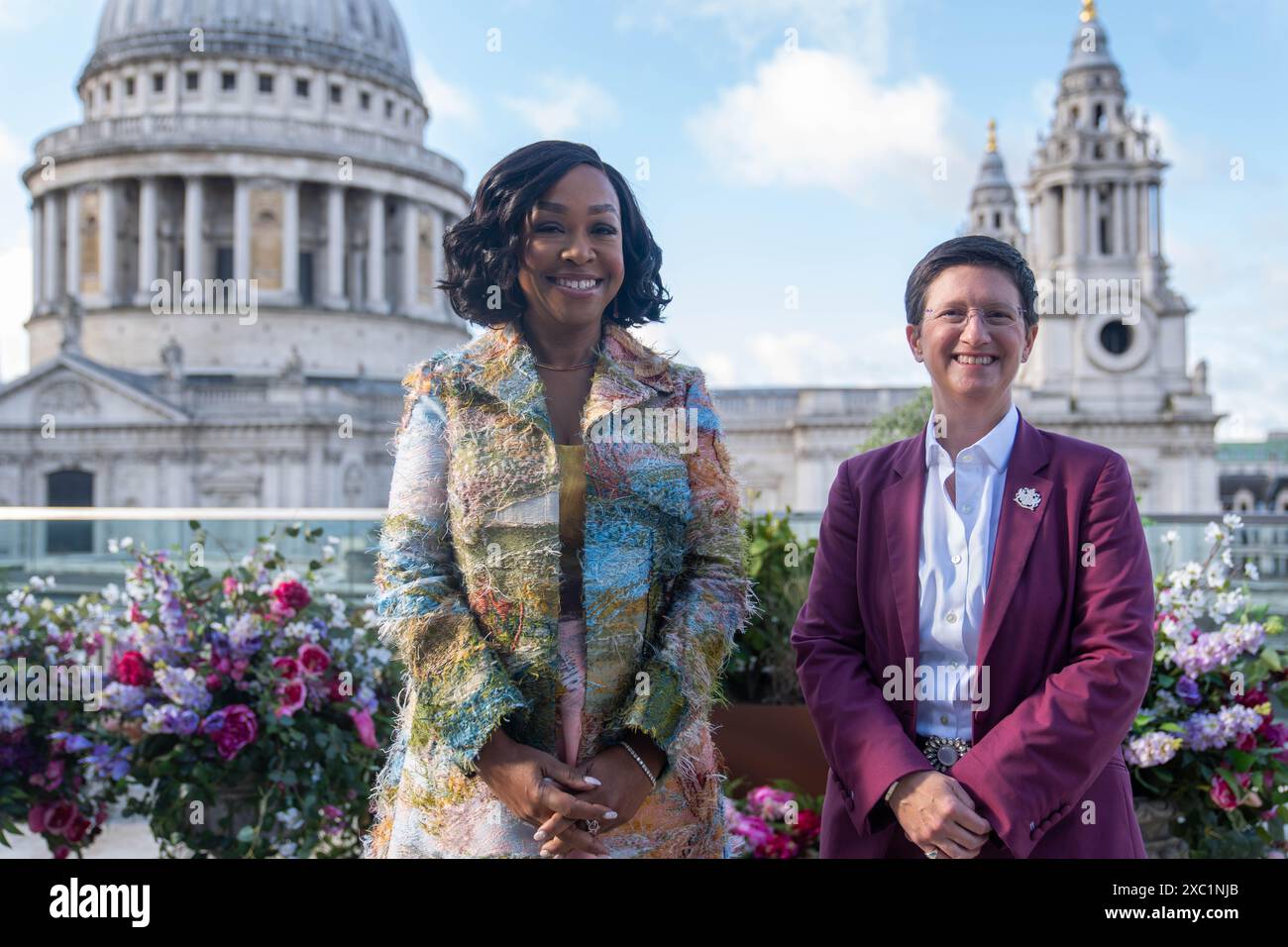 Shonda Rhimes left And LSEG CEO Julia Hoggett In Front Of St Paul s Shonda Rhimes left And LSEG CEO Julia Hoggett In Front Of St Paul s