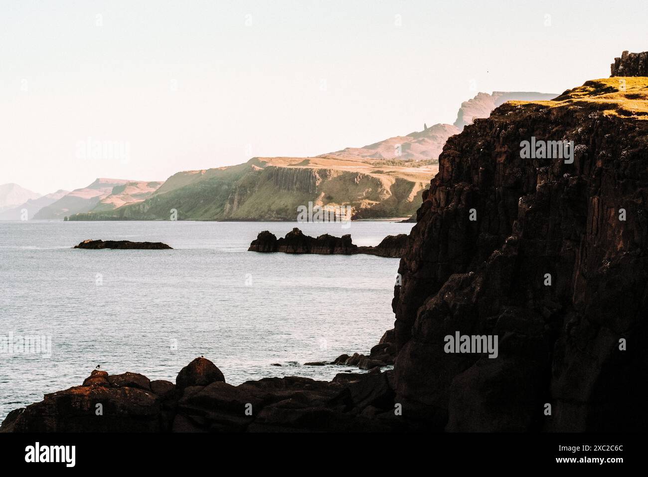 Rugged rock cliff coastline hi-res stock photography and images - Alamy