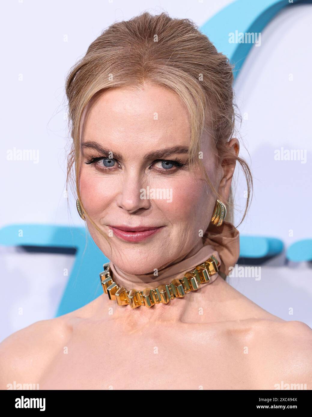 HOLLYWOOD, LOS ANGELES, CALIFORNIA, USA - JUNE 13: Nicole Kidman wearing Gucci with Paris Texas shoes arrives at the Los Angeles Premiere Of Netflix's 'A Family Affair' held at The Egyptian Theatre Hollywood on June 13, 2024 in Hollywood, Los Angeles, California, United States. (Photo by Xavier Collin/Image Press Agency) Stock Photo