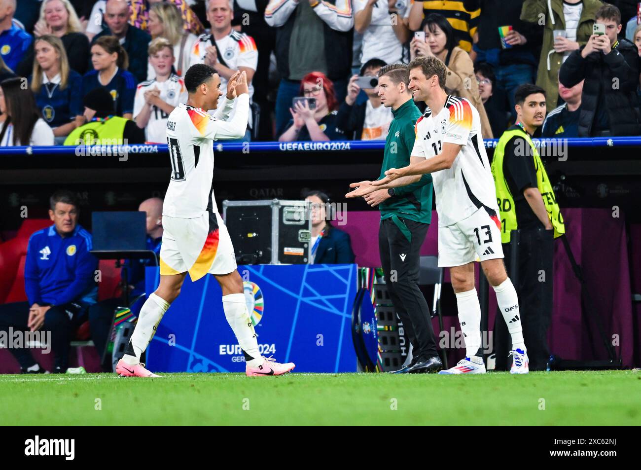 What's the significance of Neuer's role in the lineup? What's the significance of Neuer's role in the lineup?
