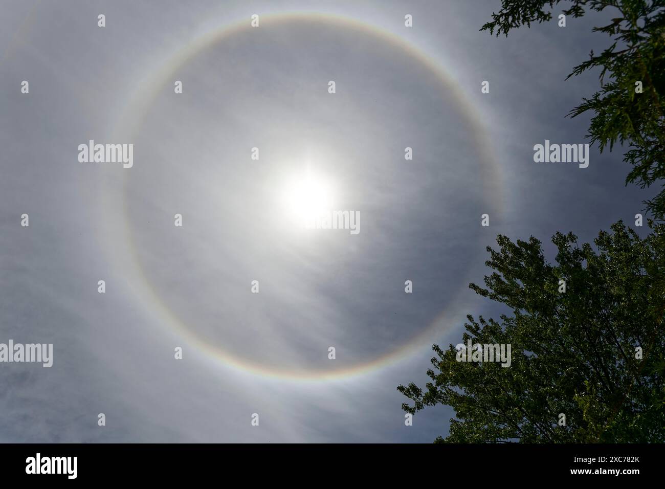 Atmospheric phenomenon hi-res stock photography and images - Alamy