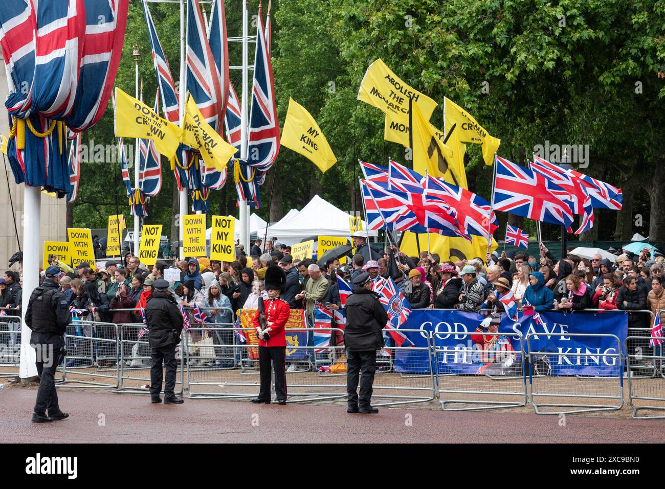 2024 trooping the colour protest hi-res stock photography and images ...