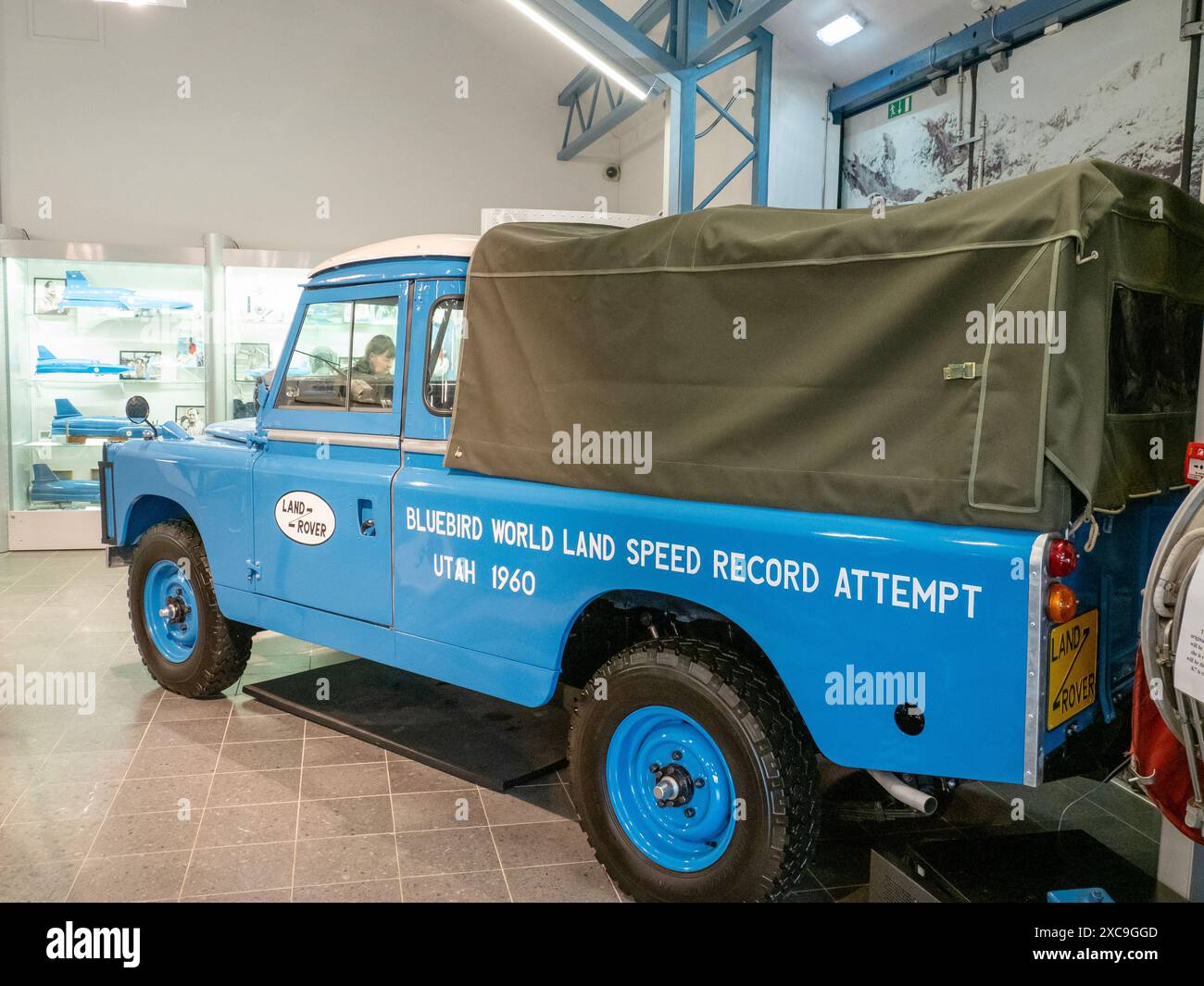 Donald campbell bluebird coniston hi-res stock photography and images ...