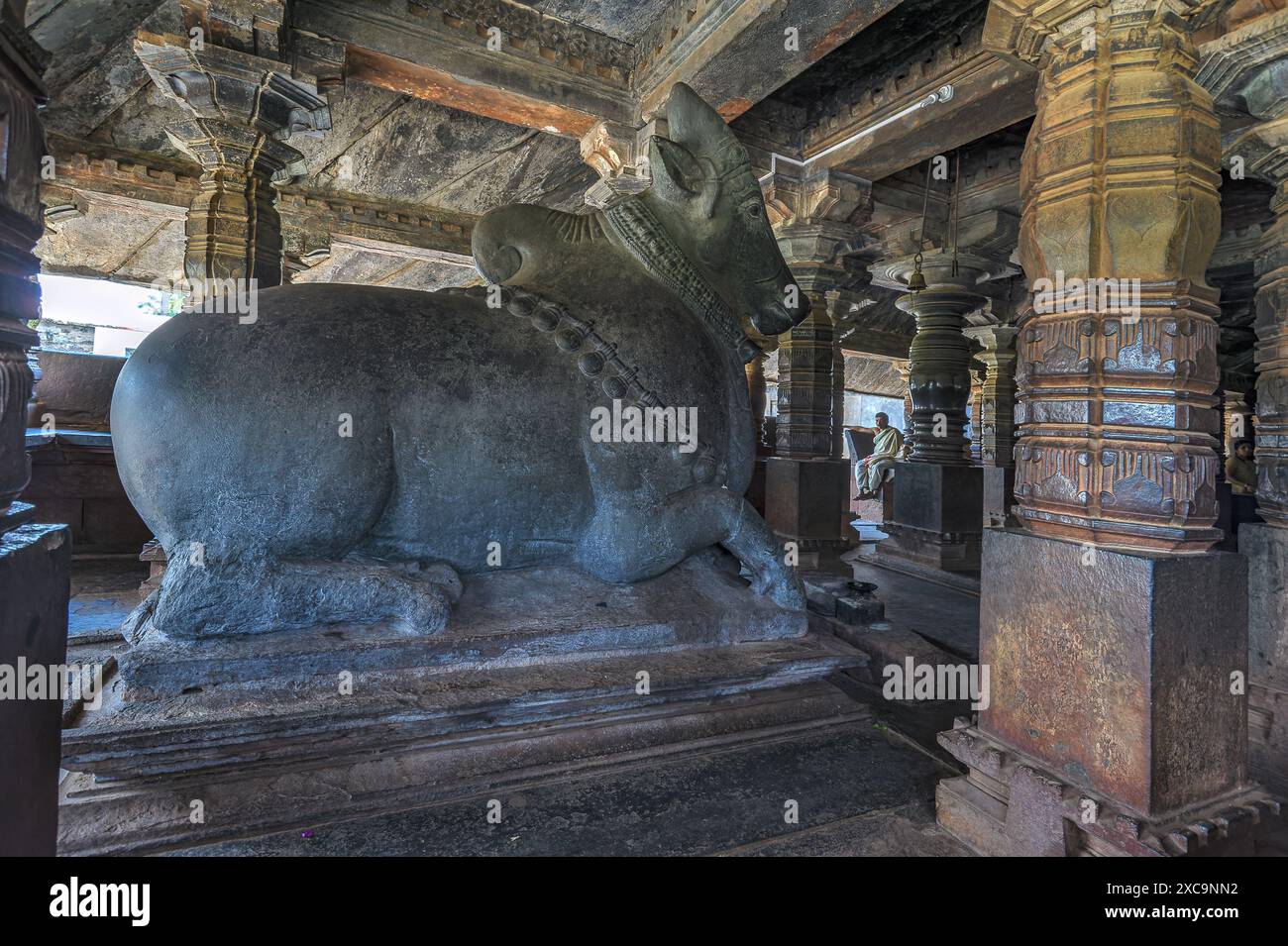 06 04 2014 Vintage Old Nandi at Nritya mantapa Madhukeshwara temple, Banavasi.  Ratha Beedi, Banavasi, Karnataka India Asia. Stock Photo