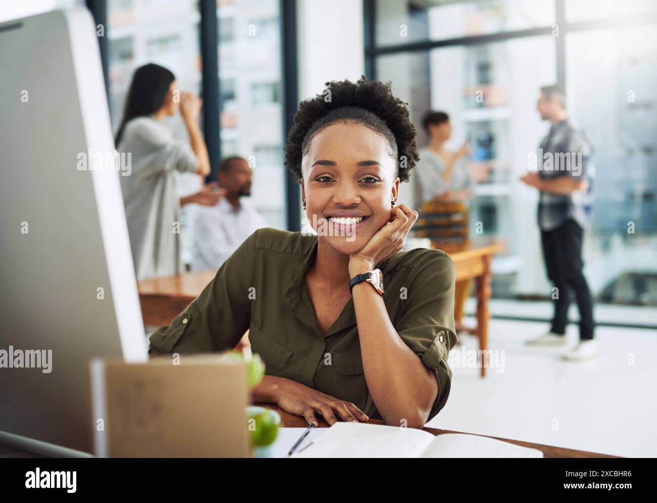 Positive black lady planning hi-res stock photography and images - Alamy