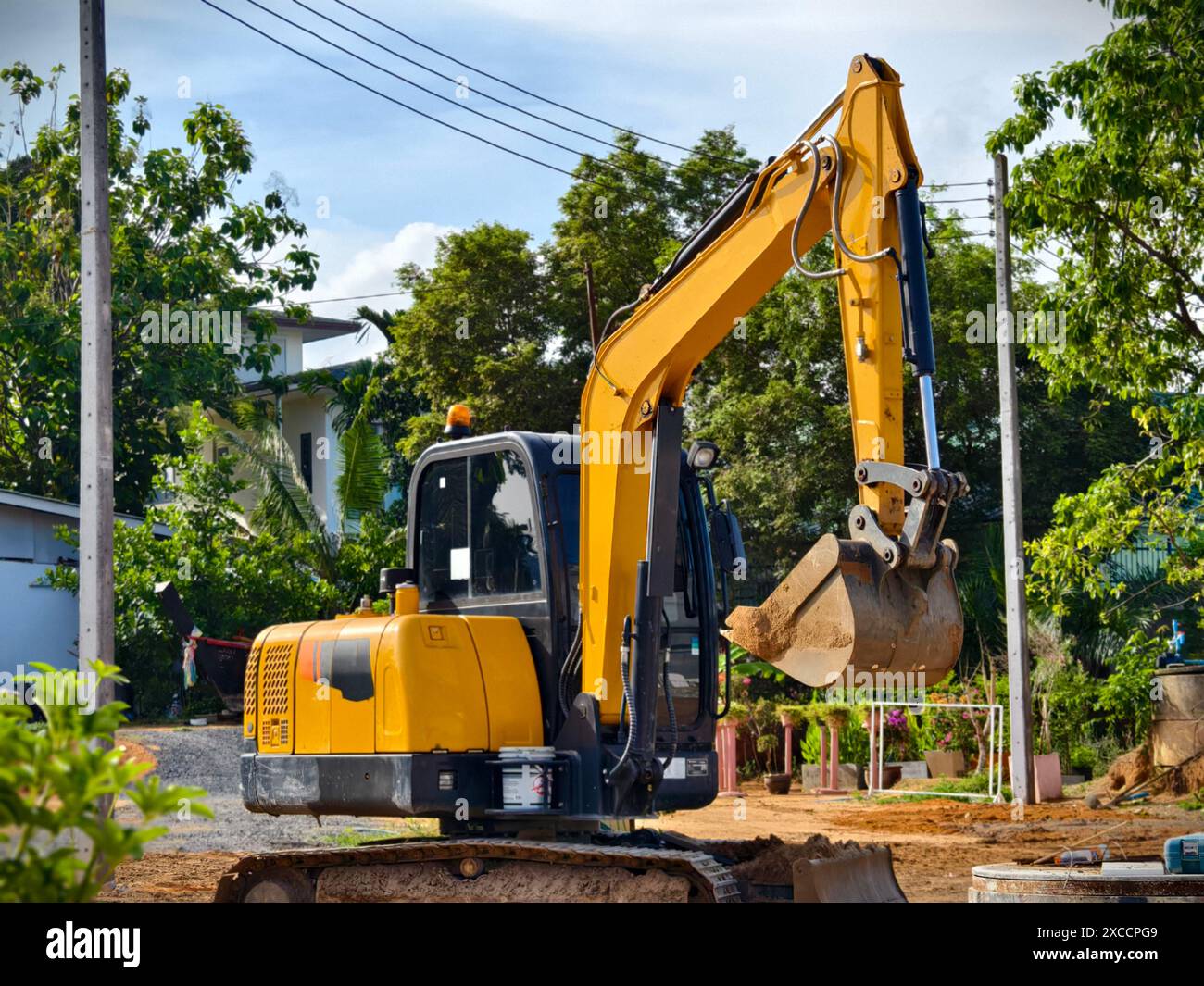 Large excavator are working at the construction site Stock Photo - Alamy