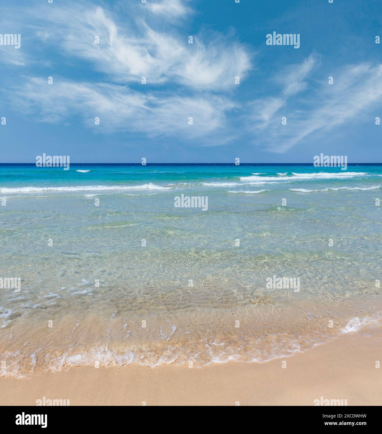 Summer surf clouds hi-res stock photography and images - Alamy