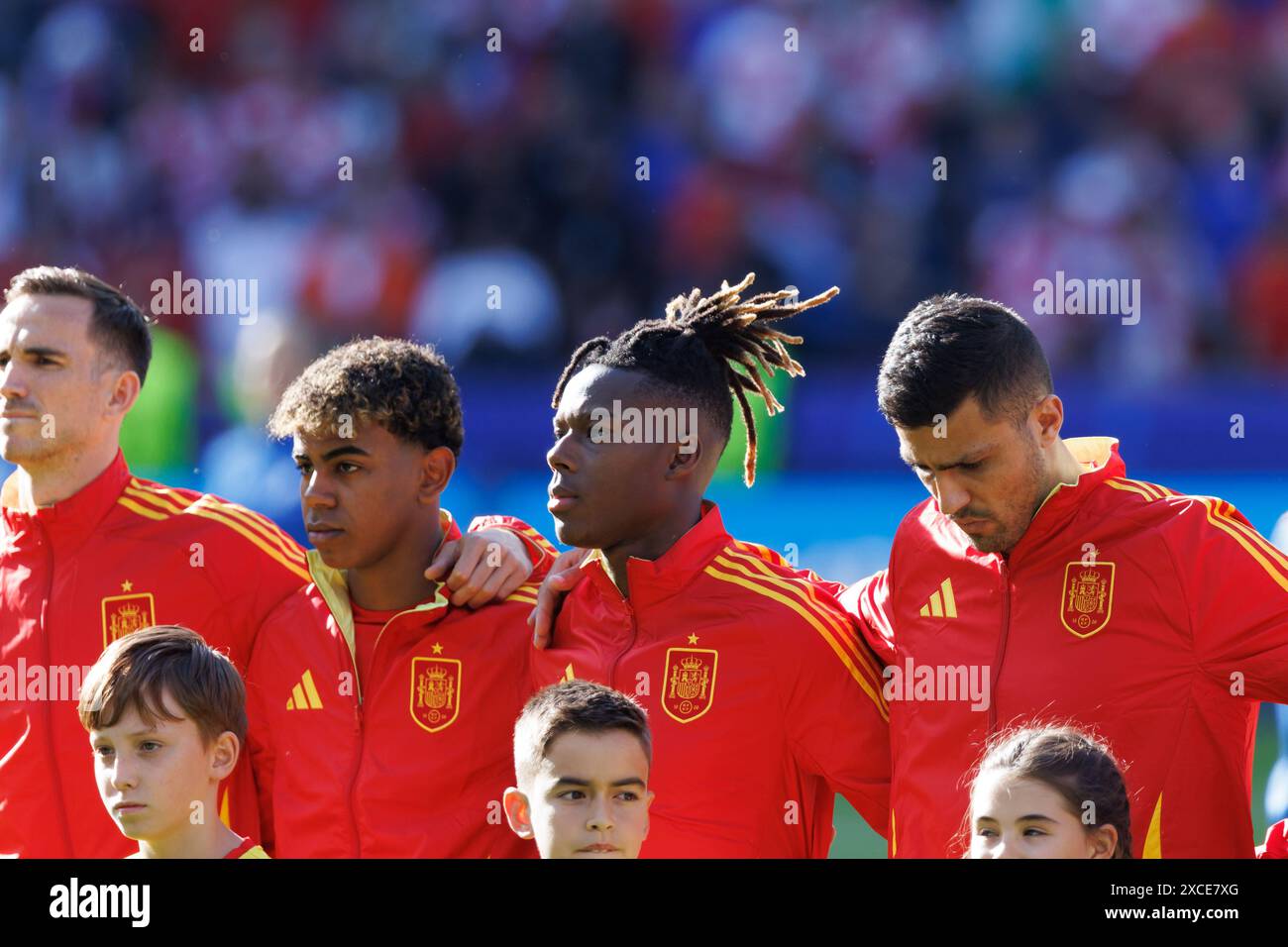 How Does De La Fuente Justify Including Injured Players? How Does De La Fuente Justify Including Injured Players?