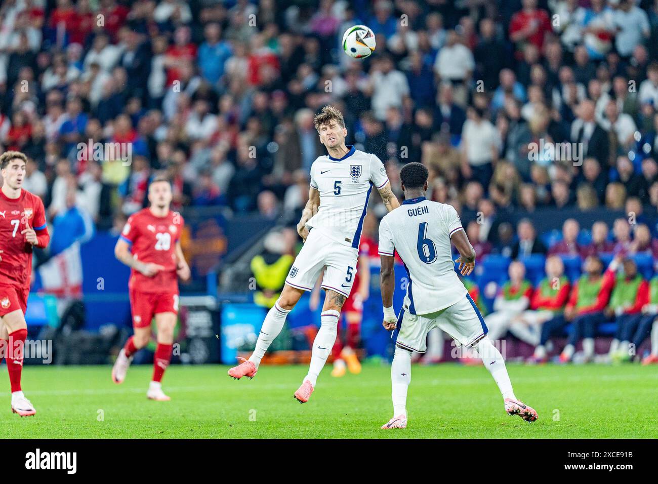 John Stones (England, 5) Marc Guehi (England, 6) Serbien vs. England