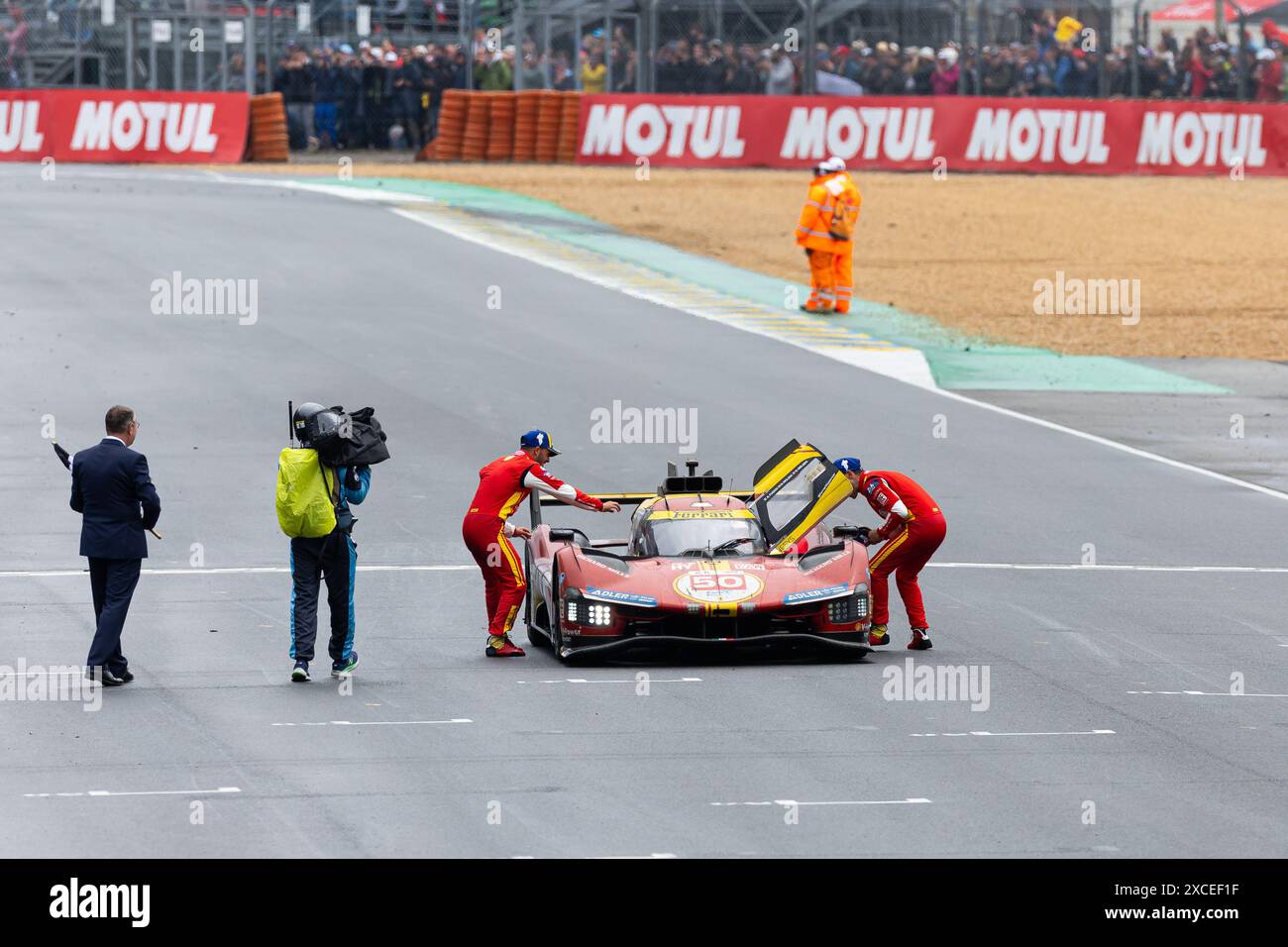 Miguel Molina vencedor con Ferrari de las 24 Horas de Le Mans - Motor y
