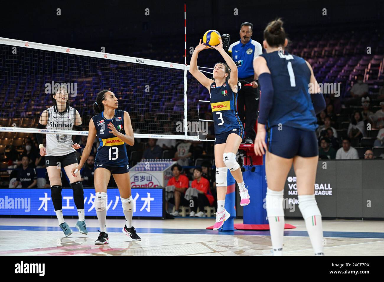 West Japan General Exhibition Center, Fukuoka, Japan. 14th June, 2024. (L-R) Jeongah Park (KOR), Sara Bonifacio (ITA), Carlotta Cambi (ITA), JUNE 14, 2024 - Volleyball : FIVB Volleyball Nations League 2024 Women's Preliminary Round between Italy 3-0 South Korea at West Japan General Exhibition Center, Fukuoka, Japan. Credit: MATSUO.K/AFLO SPORT/Alamy Live News Stock Photo