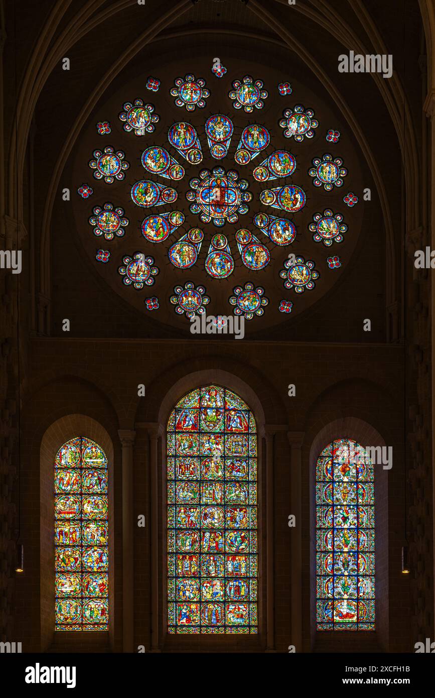Chartres Cathedral Rose Window Hi res Stock Photography And Images Alamy Chartres Cathedral Rose Window Hi res Stock Photography And Images Alamy