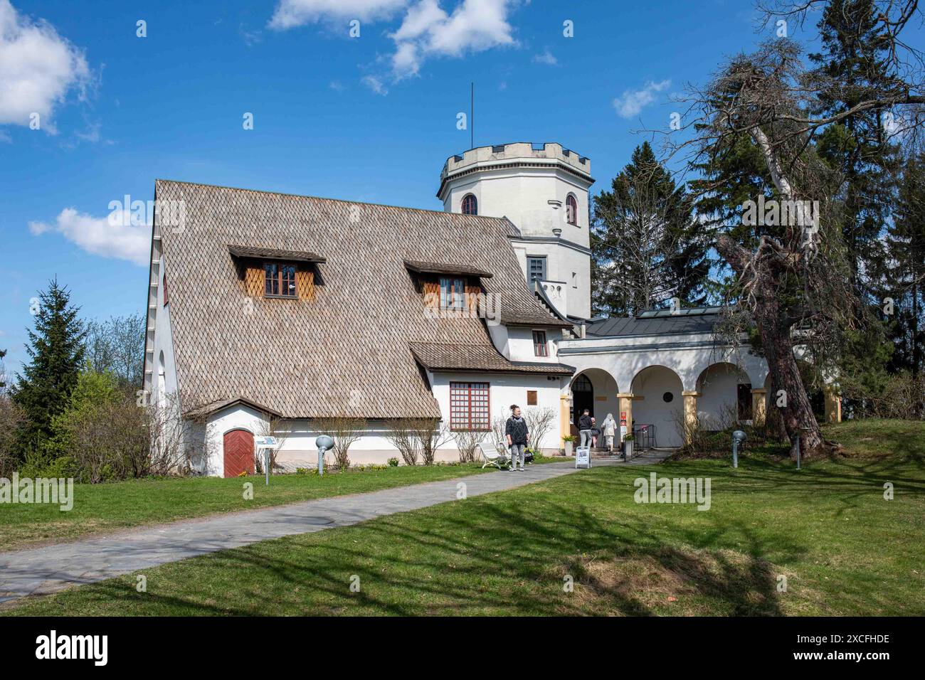 Caste like atelier hi-res stock photography and images - Alamy