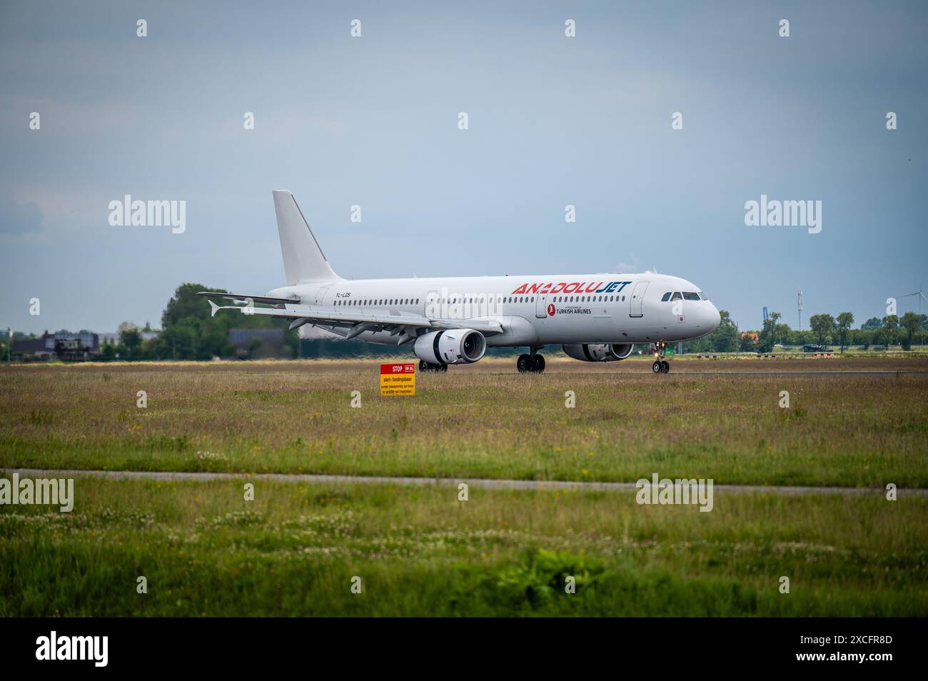 An aircraft of AnadoluJet, a Turkish low-cost airline and also a subsidiary of Turkish Airlines. ANP/Hollandse Hoogte/Josh Walet netherlands out - belgium out Stock Photo