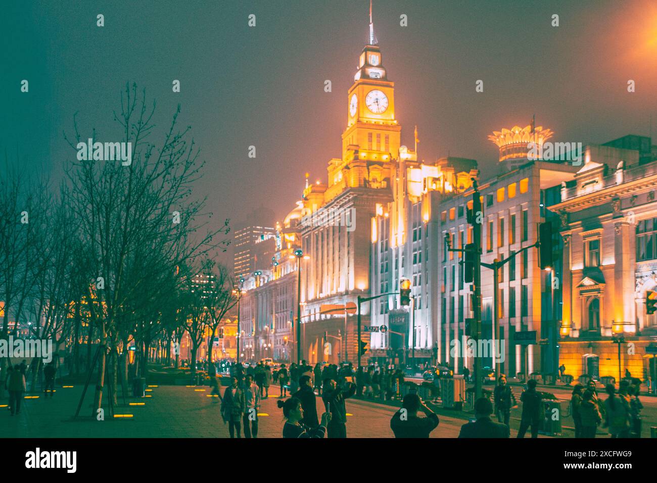 Shanghai architecture art deco hi-res stock photography and images - Alamy