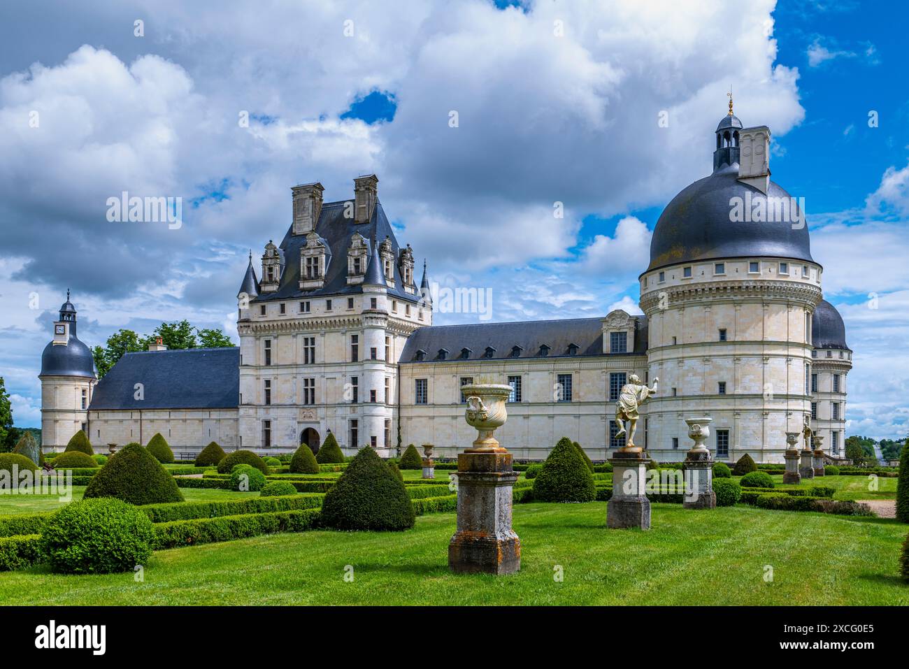 CHATEAU DE VALENCAY (10th C & REBUILT 1540-1740) VALENCAY FRANCE Stock Photo