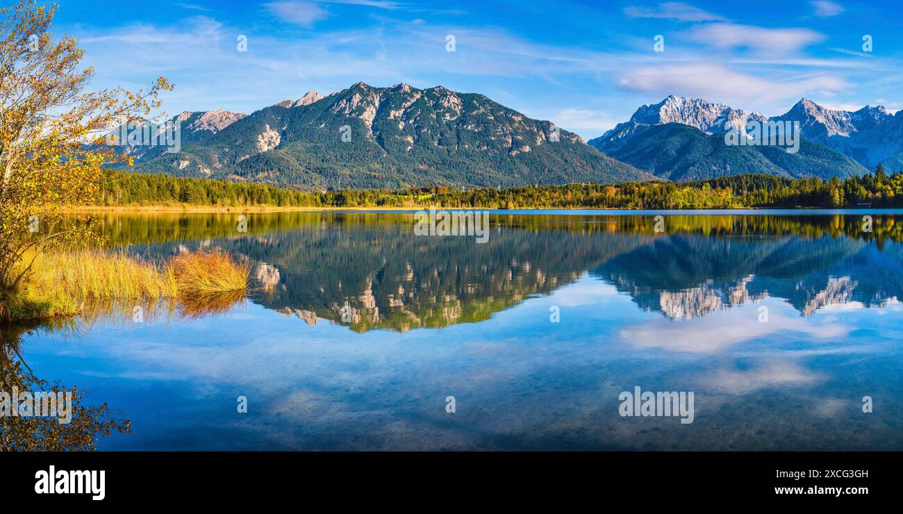 Barmsee, behind it the Karwendel mountains, Werdenfelser Land, Upper ...