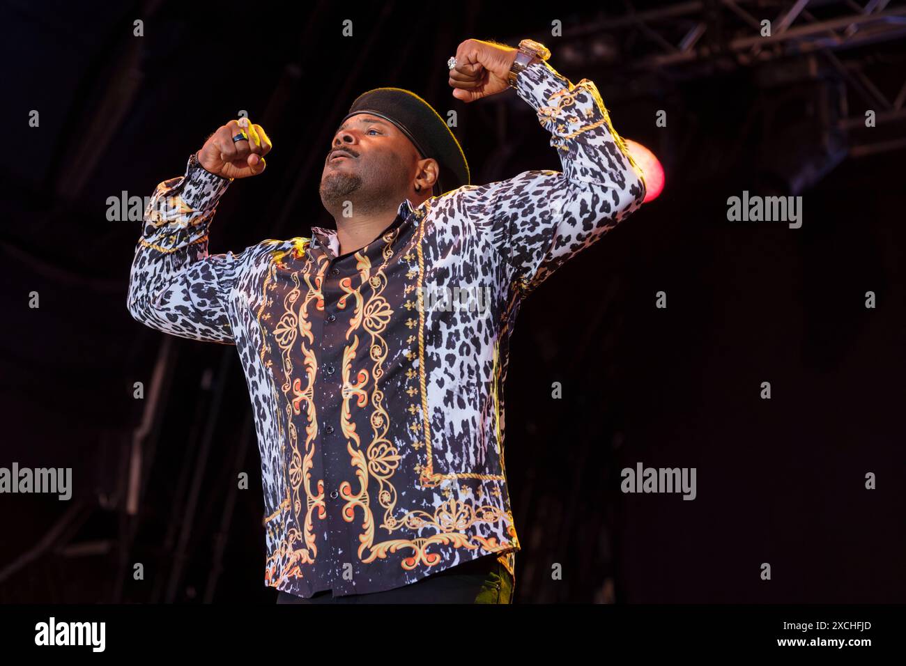 Claude Woods of the Earth, Wind and Fire Expereince performing at 