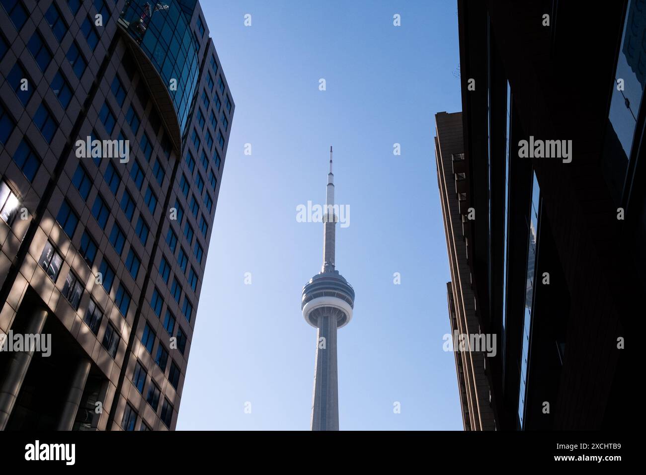 The CN Tower, an architectural landmark of Toronto, the economic ...