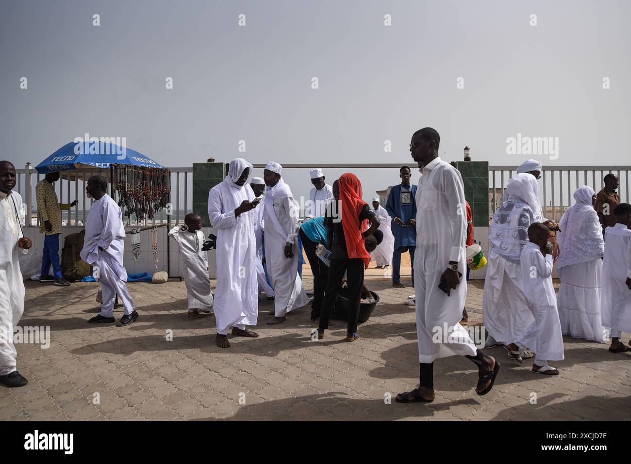 Nicolas Remene / Le Pictorium -  Tabaski Day in Dakar -  17/06/2024  -  Senegal / Dakar  -  Followers of the Layene Senegalese community perform a prayer during Tabaski (Aid al-Adha) celebrations in the popular Yoff district of Dakar, on June 17, 2024. Stock Photo