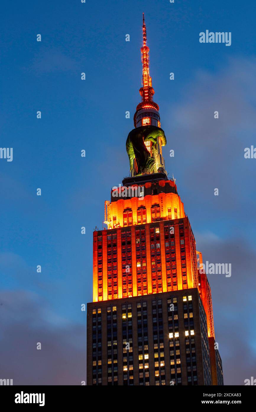 Giant Dragon balloon curls around the Empire State Building advertising the season premiere of