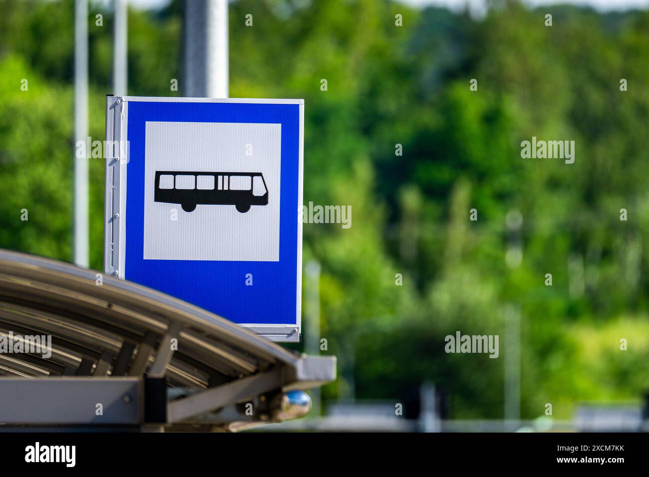 Green city bus blurred hi-res stock photography and images - Alamy