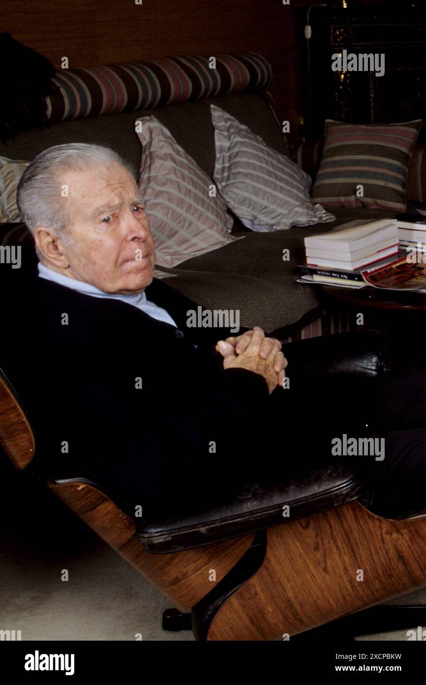 Jean Jacques ( JeanJacques) SERVAN SCHREIBER (SERVANSCHREIBER) Date