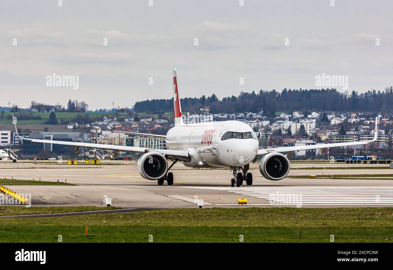 The Airbus A321-271NX operated by Swiss International Airlines is