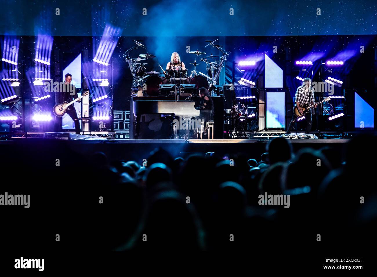 Amy lee 2024 hi-res stock photography and images - Alamy