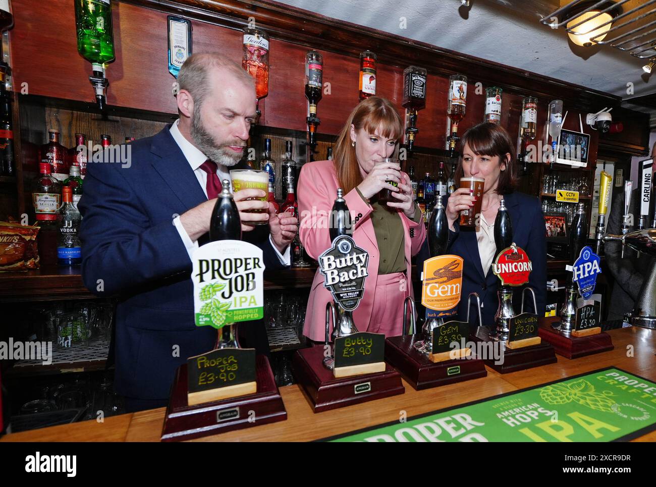 Deputy Labour leader Angela Rayner (centre) and shadow chancellor ...