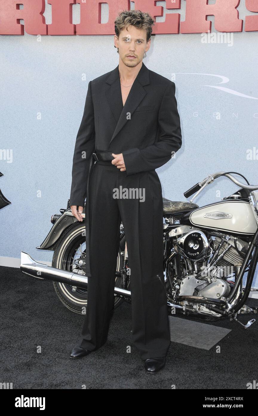 The bikeriders austin butler hi-res stock photography and images - Alamy