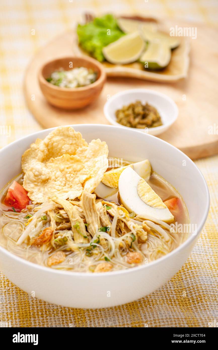 Chicken Soto or Noodle Vermicelli Chicken Soup Stock Photo - Alamy