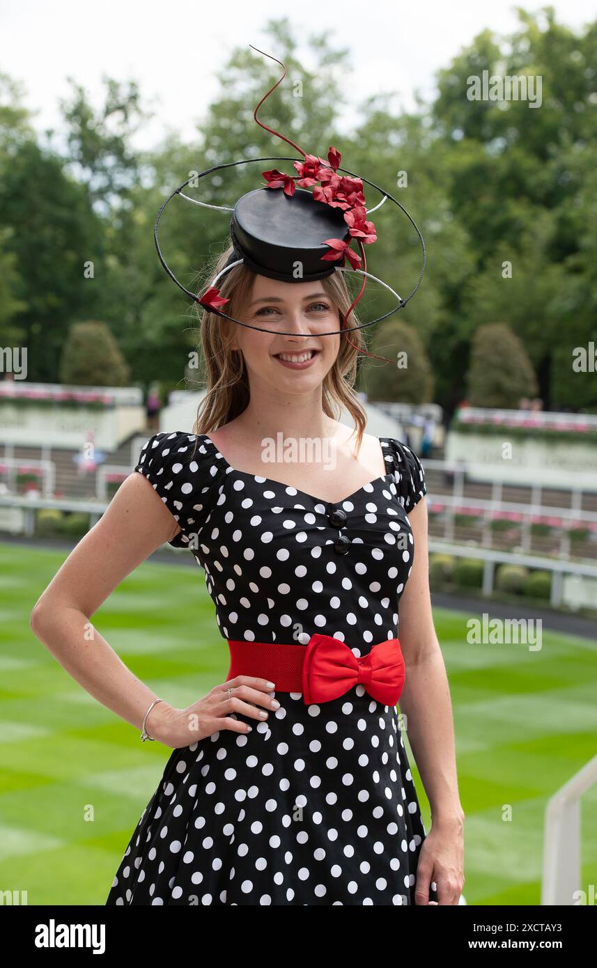 Black and white polka dot dress with red accessories sale