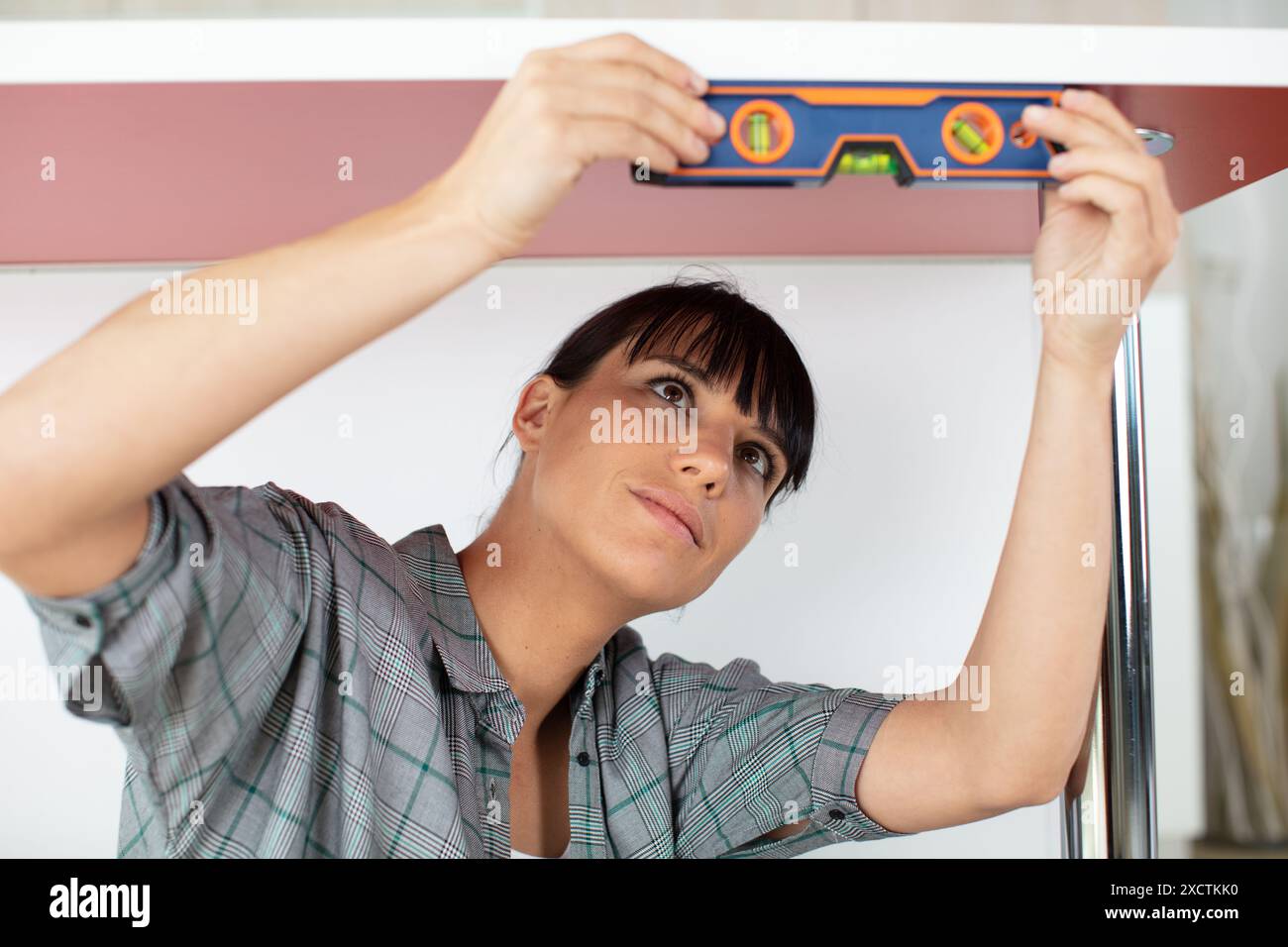Lady With Ruler Ruler seat hi-res stock photography and images - Alamy