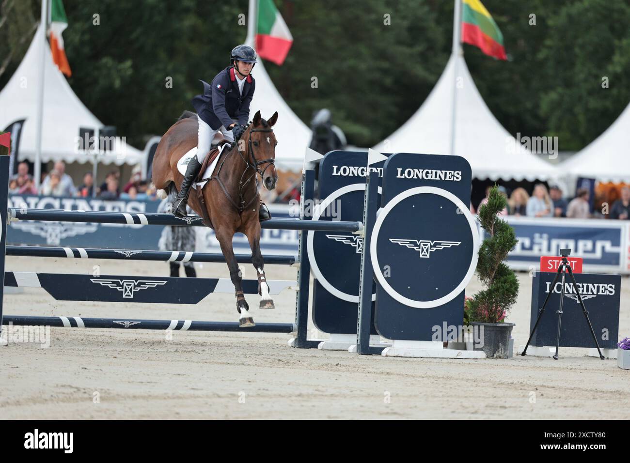 Gaspard Maksud on Kan-Do 2, cross country phase of the CCI-L 4 ...