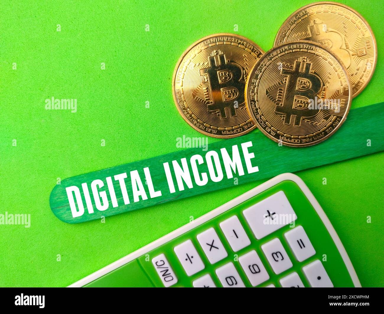 Crypto calculator hi-res stock photography and images - Page 7 - Alamy