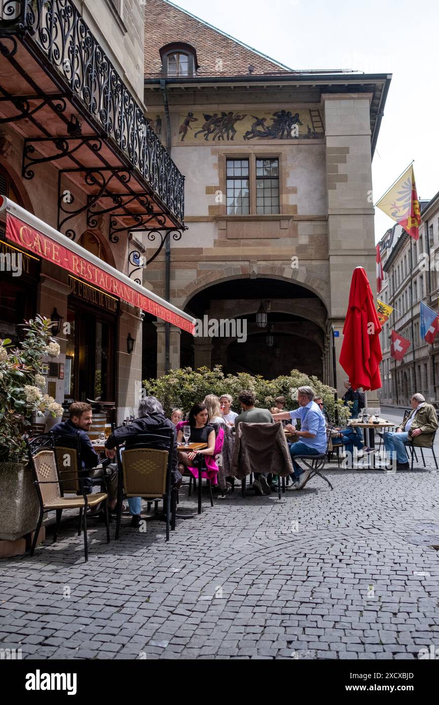 Terrace of a bar cafe restaurant in the old town of Geneva in Switzerland on 21 May 2023. Terrasse de bar cafe restaurant dans la vieille ville de Gen Stock Photo