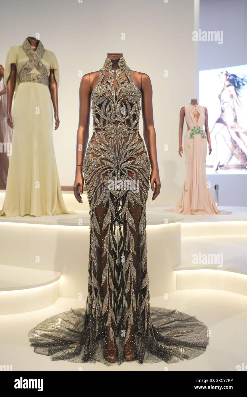 alexander mcqueen silver dress The Story Behind Alexander McQueen's Deliverance Collection