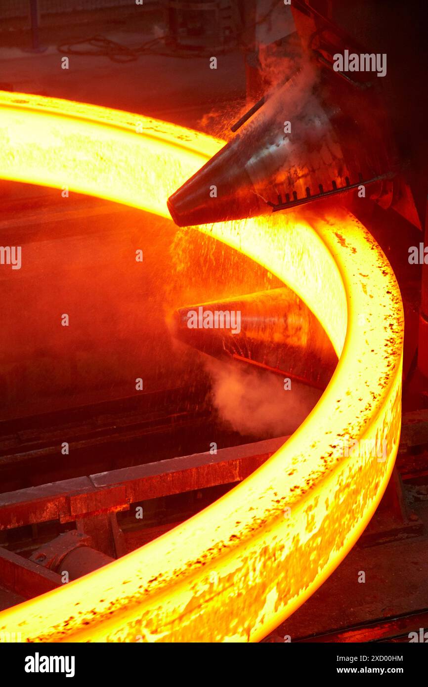 Moving Steel Steel rolling, Metallurgy industry Stock Photo - Alamy