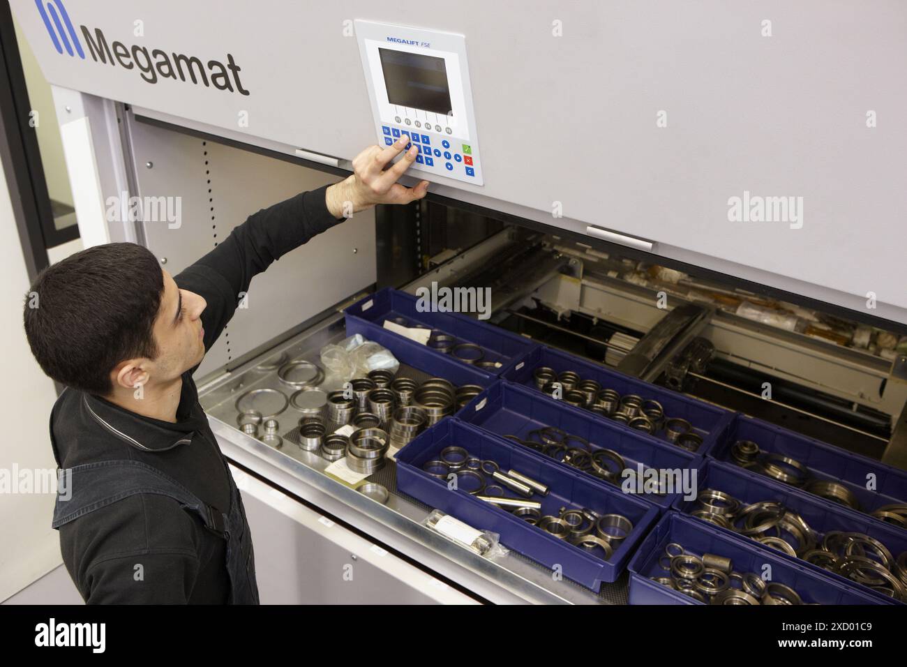 Machine Spindle Storage Male at automated storage system hi-res stock photography and images ...