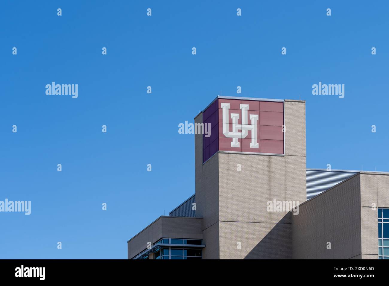 Uh logo on building hi-res stock photography and images - Alamy